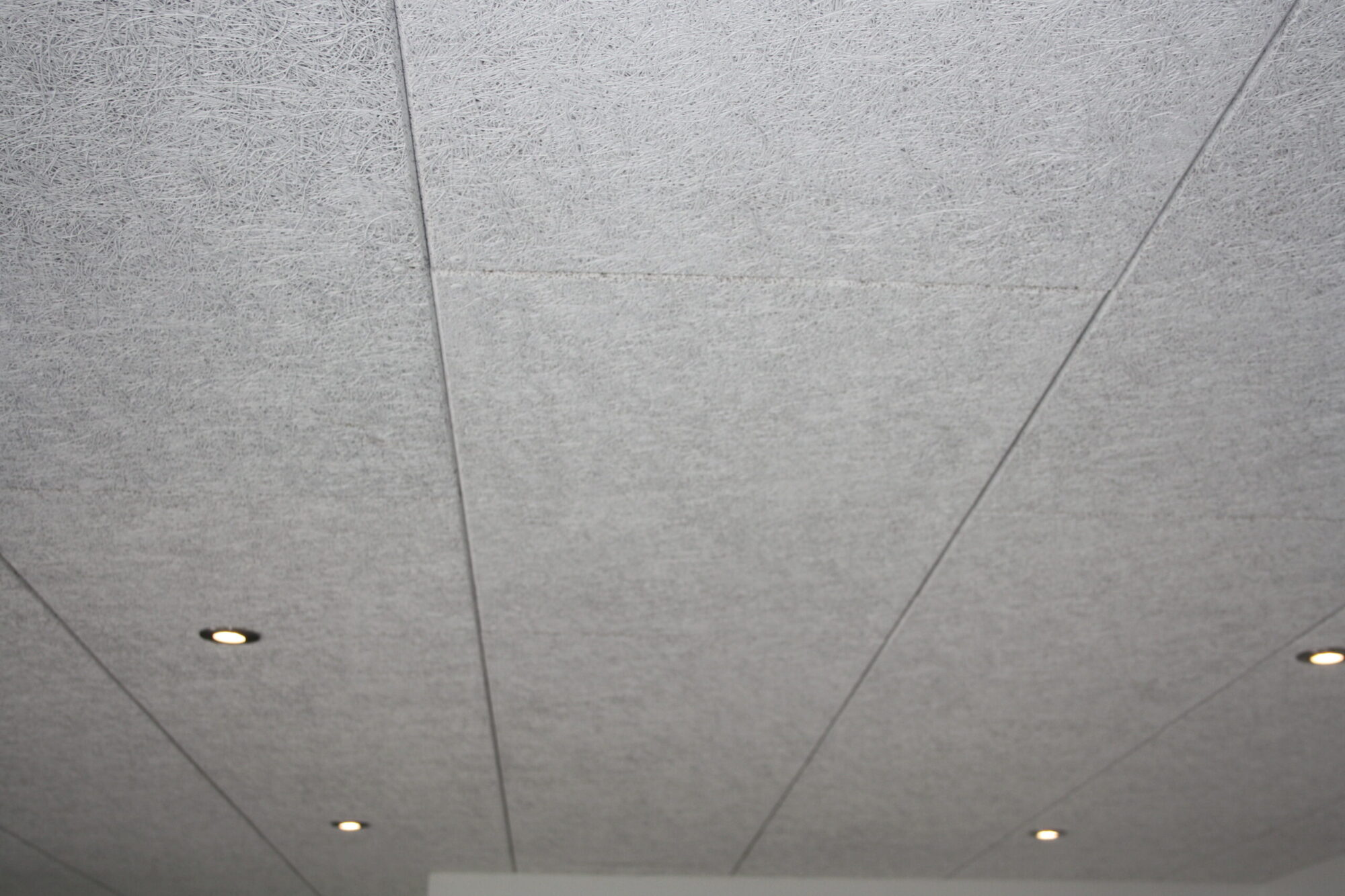 Laine de bois Multifin White 600×1200 mm