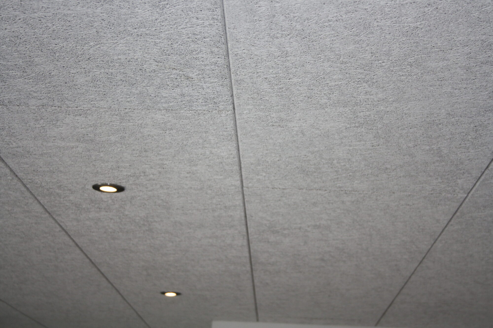 Laine de bois Multifin White 600×1200 mm