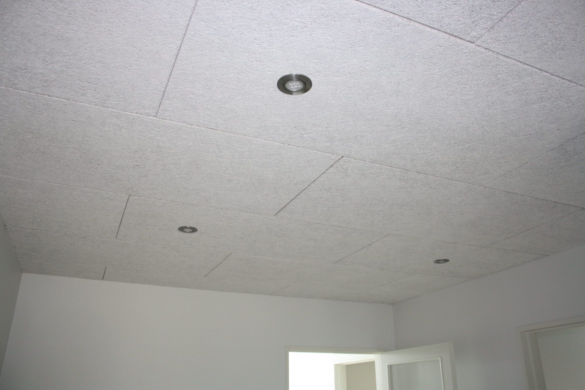 Laine de bois Multifin White 600×1200 mm